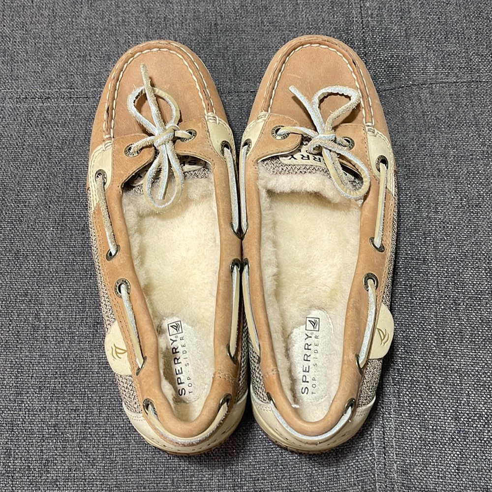 NWOT Sperry top siders size 6